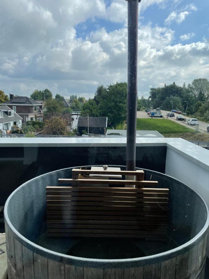 Above And Beyond - Luxe Suite Met Sauna En Stoomdouche Zaandam Exterior foto